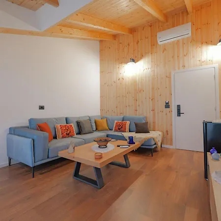 Shena The Farm Boutique Guest house