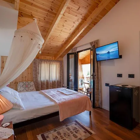 Shena The Farm Boutique 4*