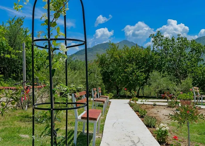 Guest house Shena The Farm Boutique