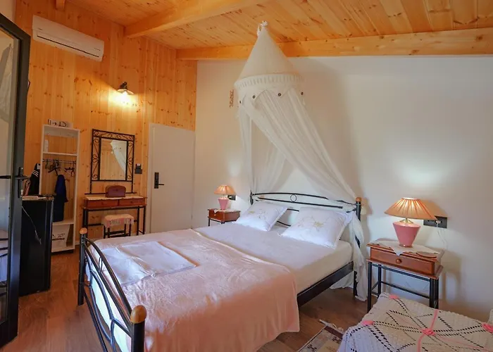 Shena The Farm Boutique Mesopotam